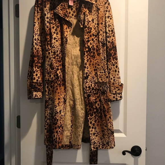 Jacket - Picture 3 of 8